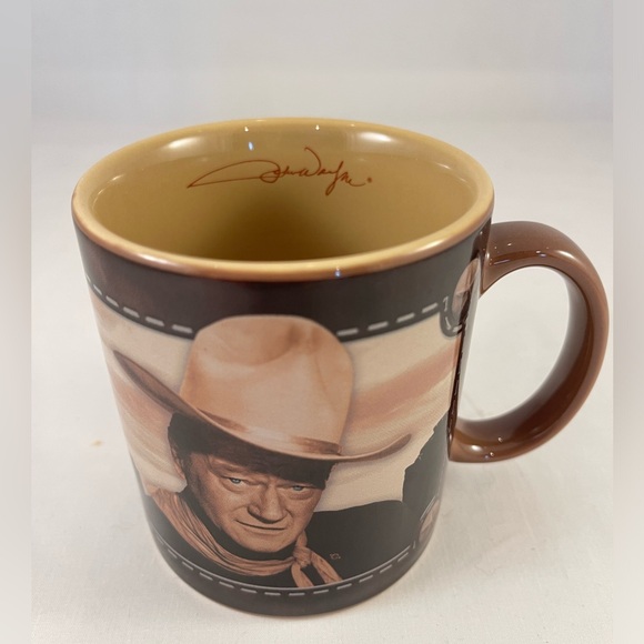 John Wayne “The Duke” 12 Oz coffee mug - Picture 2 of 4